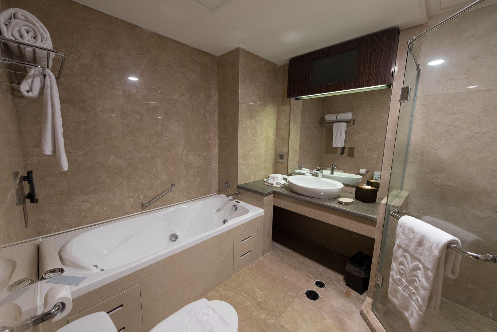 Myko Hotel & Convention Center Makassar Eksteriør billede
