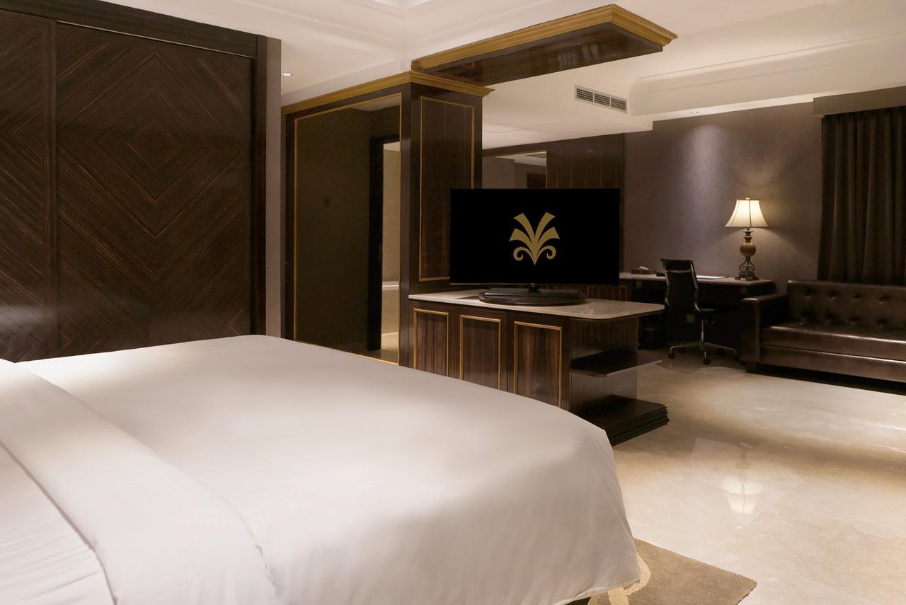 Myko Hotel & Convention Center Makassar Eksteriør billede