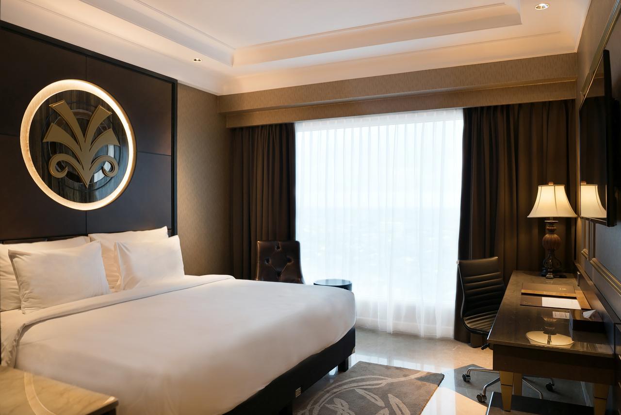 Myko Hotel & Convention Center Makassar Eksteriør billede