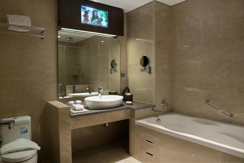 Myko Hotel & Convention Center Makassar Eksteriør billede