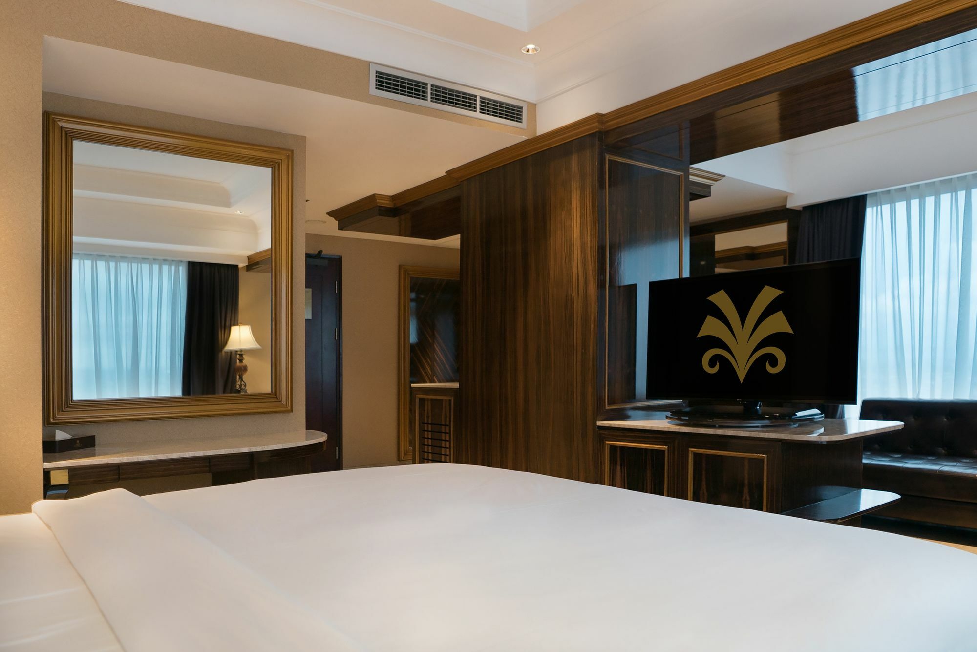 Myko Hotel & Convention Center Makassar Eksteriør billede